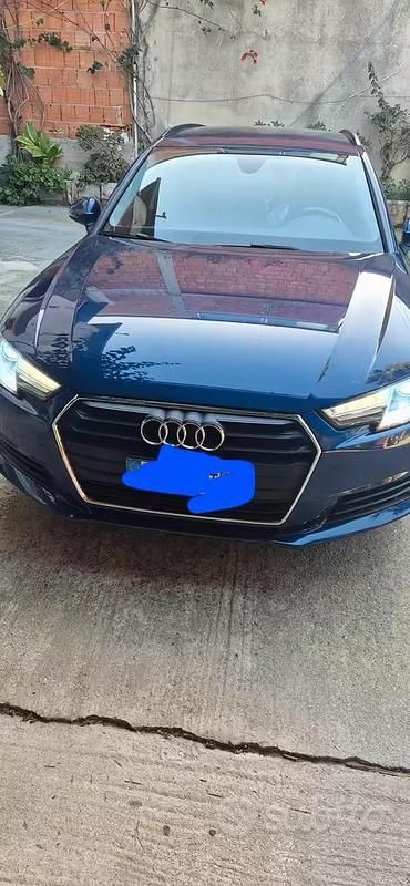 Usata Audi A4 122 CV (89 kW) 2017 Blu Station wagon