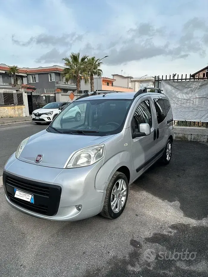 Usata Fiat Qubo Trekking 70 CV (51 kW) 2013 Grigio Monovolume