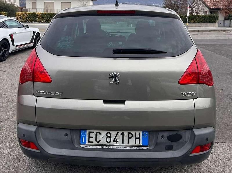 Usata Peugeot 3008 Business-Line 109 CV (80 kW) 2010 Giallo Monovolume