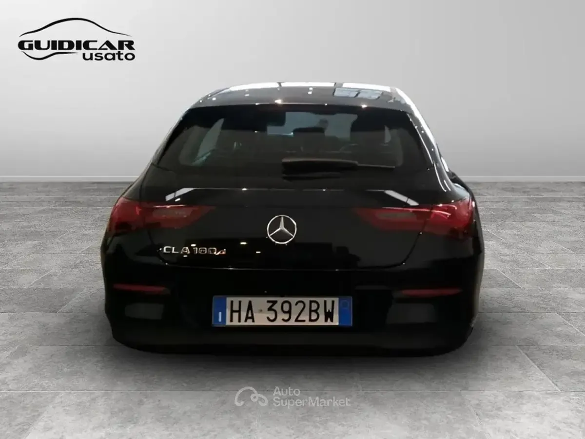 Usata Mercedes CLA180 Advanced 116 CV (85 kW) 2025 Nero Berlina