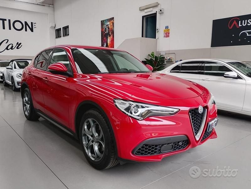 Usata Alfa Romeo Stelvio Super 160 CV (117 kW) 2020 Rosso SUV