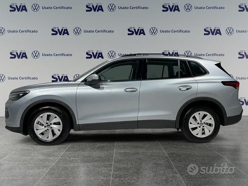 Usata VW Tiguan Life 150 CV (110 kW) 2024 Grigio SUV