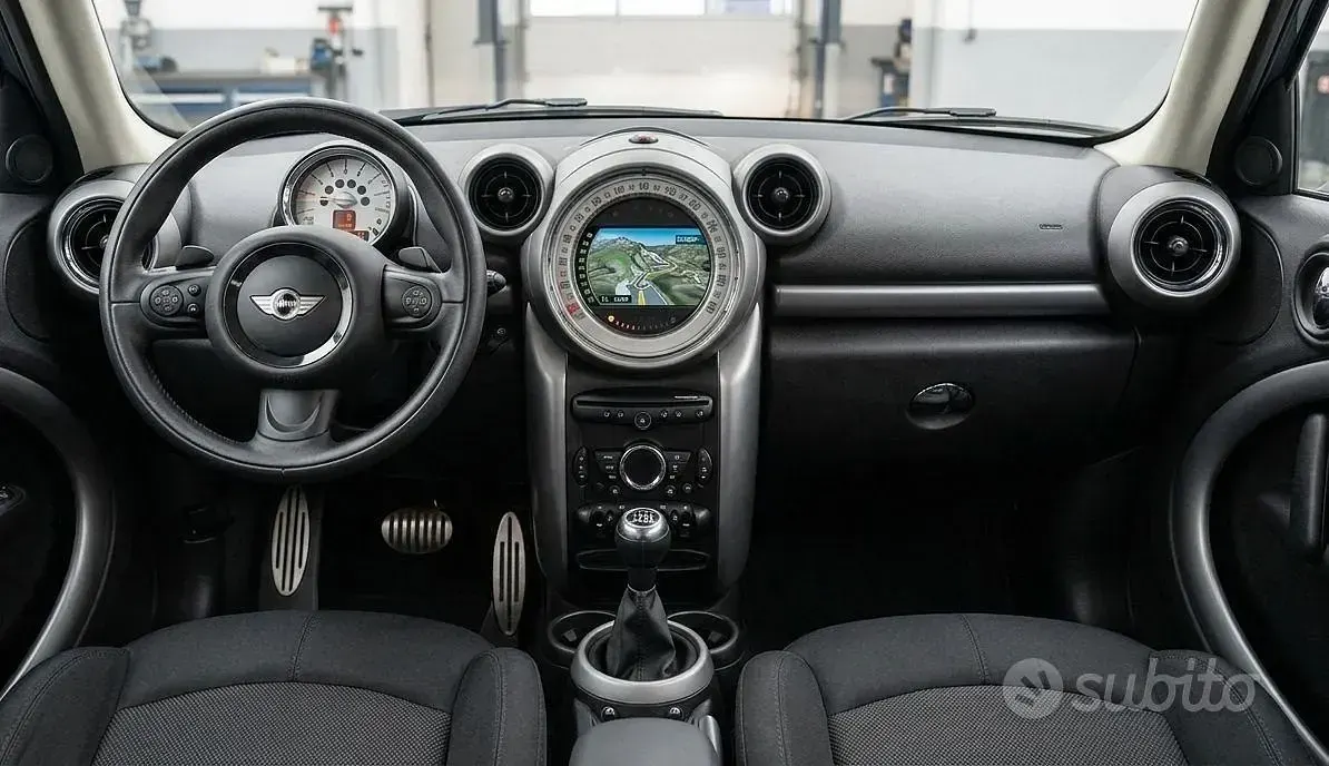 Usata Mini Countryman 111 CV (81 kW) 2013 Grigio SUV