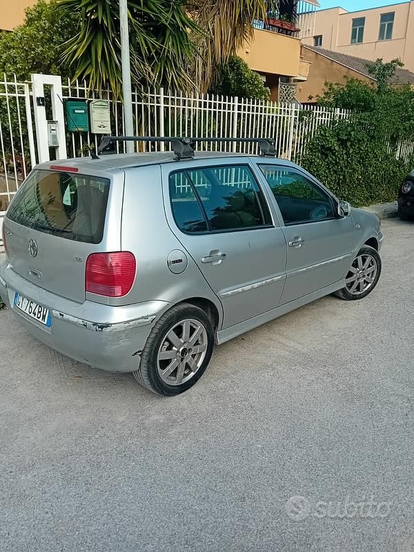 Usata VW Polo 101 CV (74 kW) 2001 Grigio Berlina