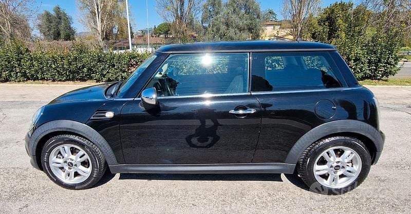 Usata Mini Cooper 2012 Nero Utilitaria