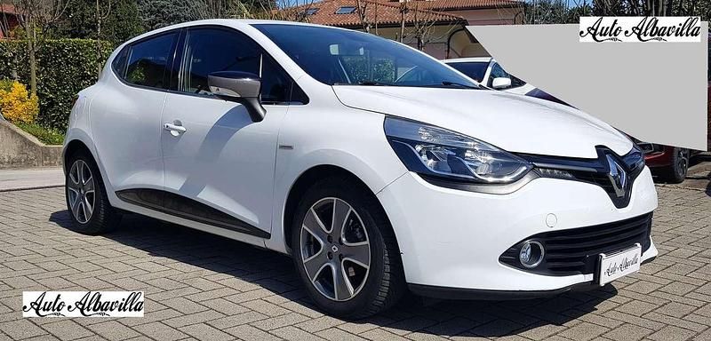 Second-hand Renault Clio IV 90 CP (66 kW) 2015 Alb Berlinǎ