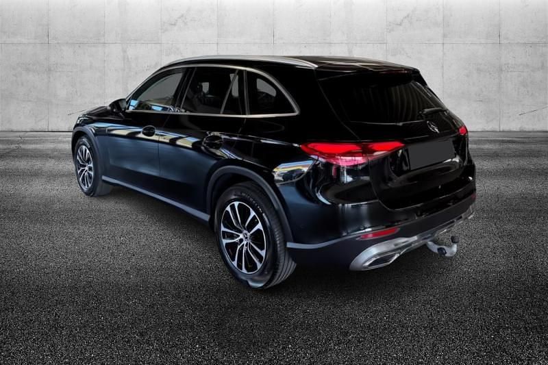 Usata Mercedes GLC220 Advanced Plus 197 CV (144 kW) 2024 Nero metallizzato SUV