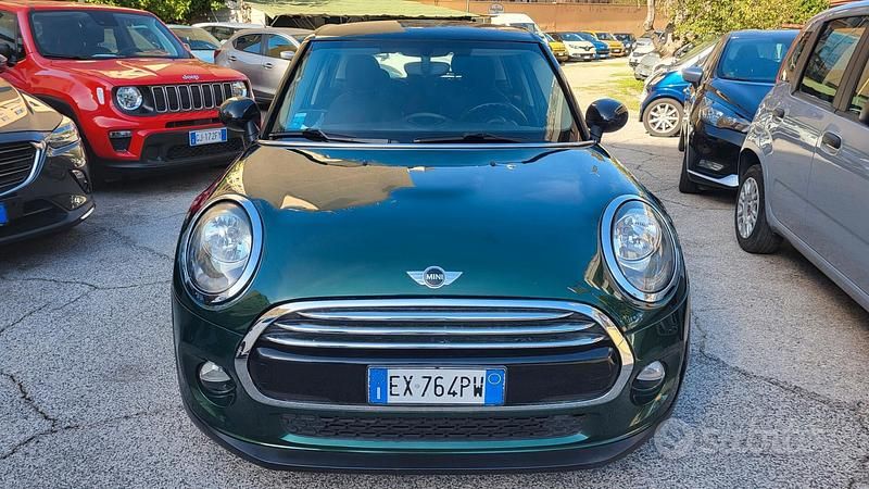 Usata Mini Cooper D Business 116 CV (85 kW) 2015 Verde Utilitaria