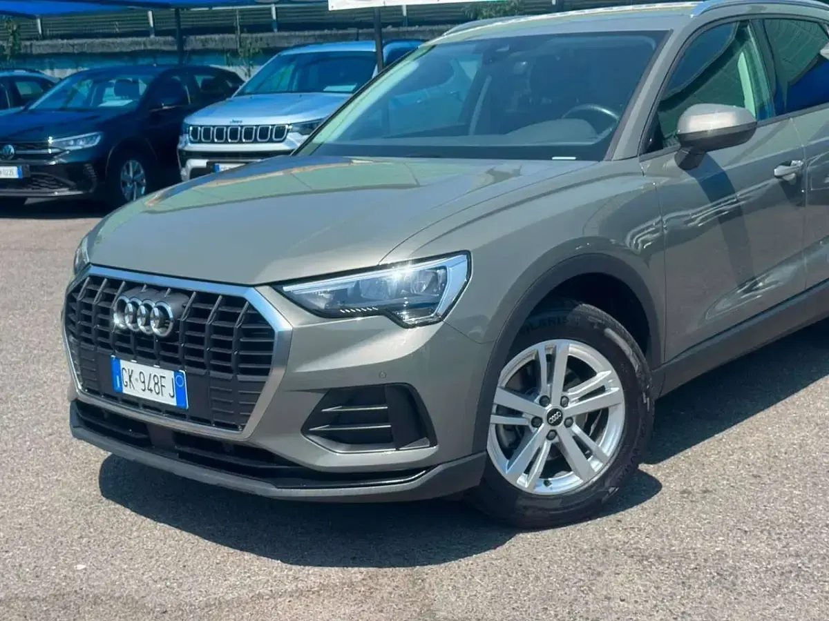 Usata Audi Q3 150 CV (110 kW) 2022 Grigio SUV