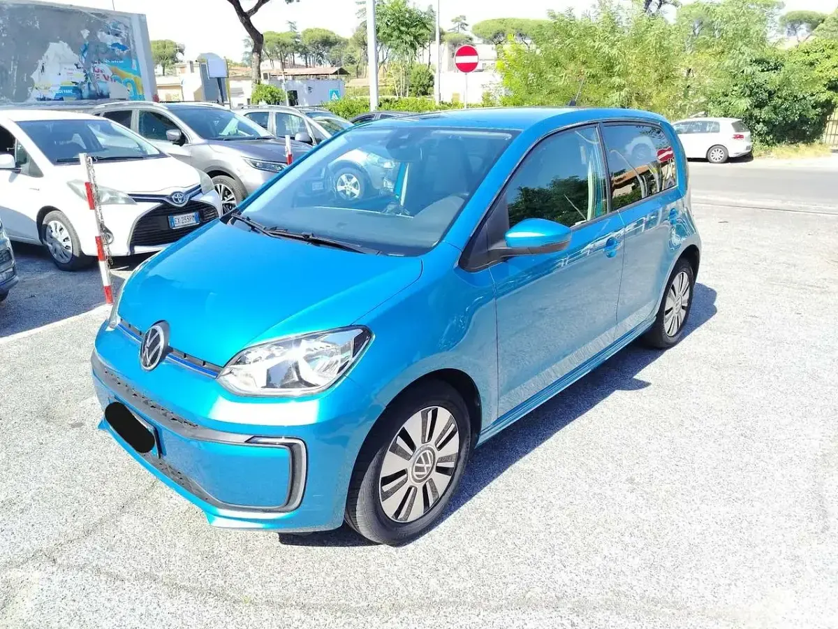 Usata VW e-up! 61 kW (83 CV) 2021 Blu/azzurro Utilitaria