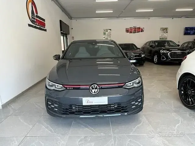 Usata VW Golf VIII GTI 245 CV (180 kW) 2023 Grigio Berlina