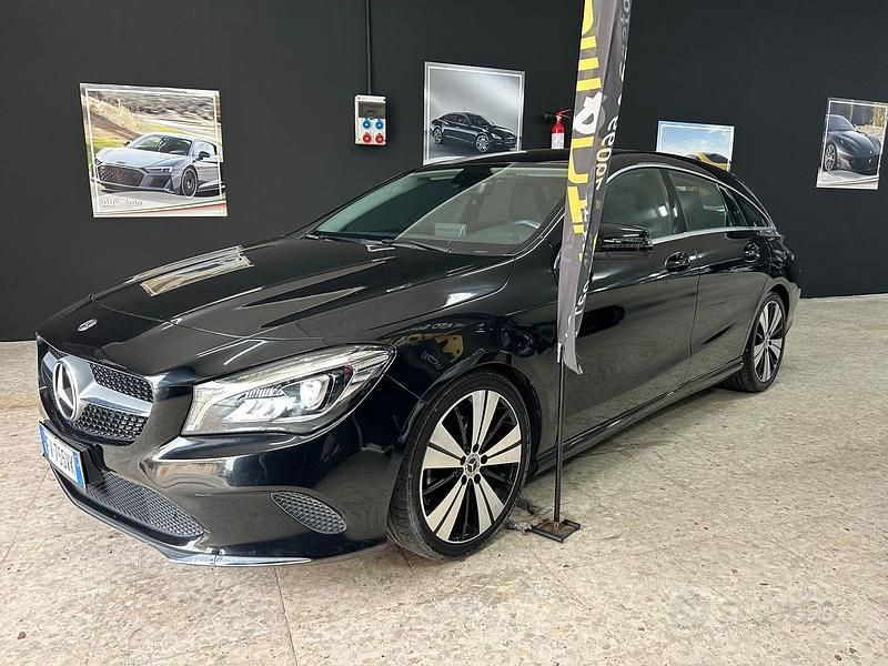 Usata Mercedes CLA200 Executive 136 CV (100 kW) 2019 Nero Station wagon