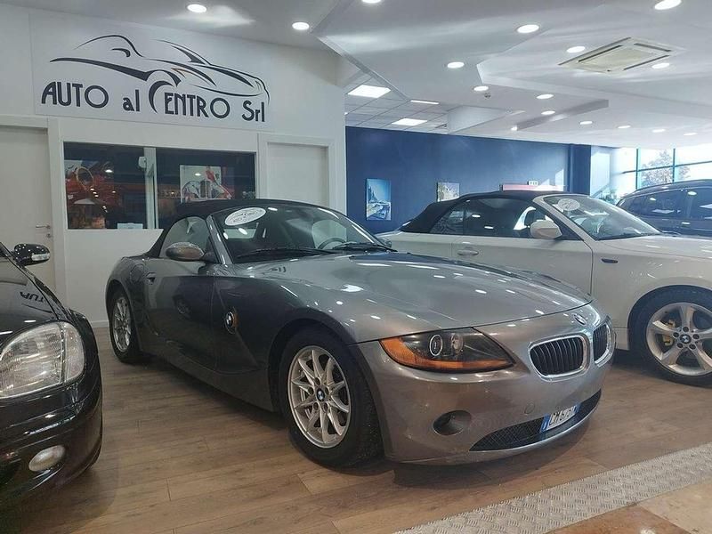 Grigio Usata 2004 BMW Z4 Cabrio | 13.900 € (Ottimo prezzo) - Immagine 1/4