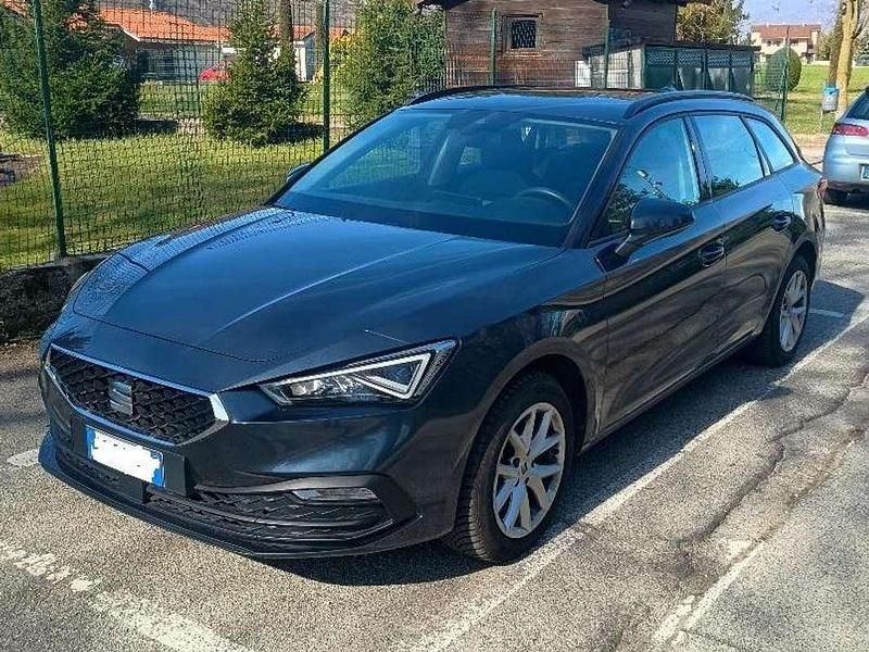 Usata Seat Leon Business 150 CV (110 kW) 2024 Grigio Station wagon