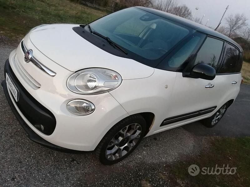 Usata Fiat 500L Lounge 105 CV (77 kW) 2014 Bianco Monovolume