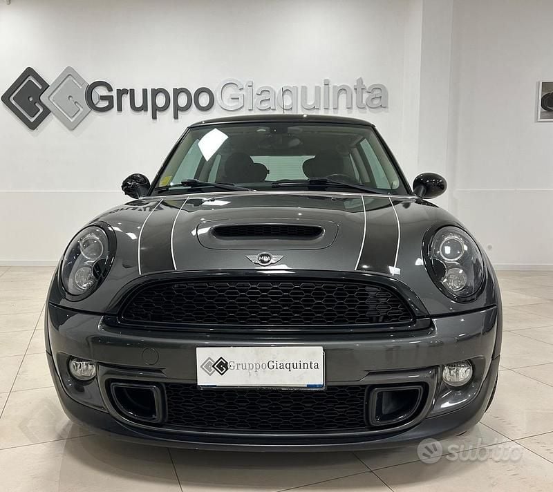 Grigio Usata 2011 Mini Cooper S Due volumi | 8900 € (Ottimo prezzo) - Immagine 1/4
