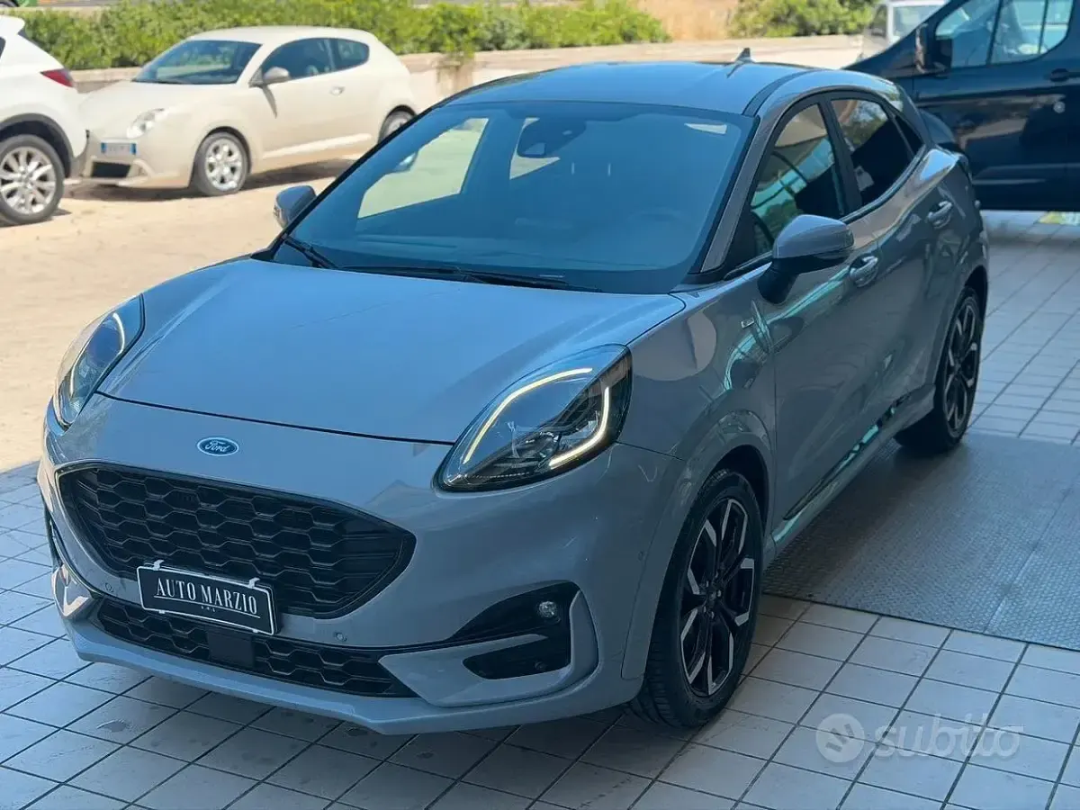 Usata Ford Puma ST-Line 125 CV (91 kW) 2023 Grigio SUV