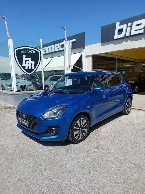 Usata Suzuki Swift 112 CV (82 kW) 2017 Blu metallizzato Utilitaria