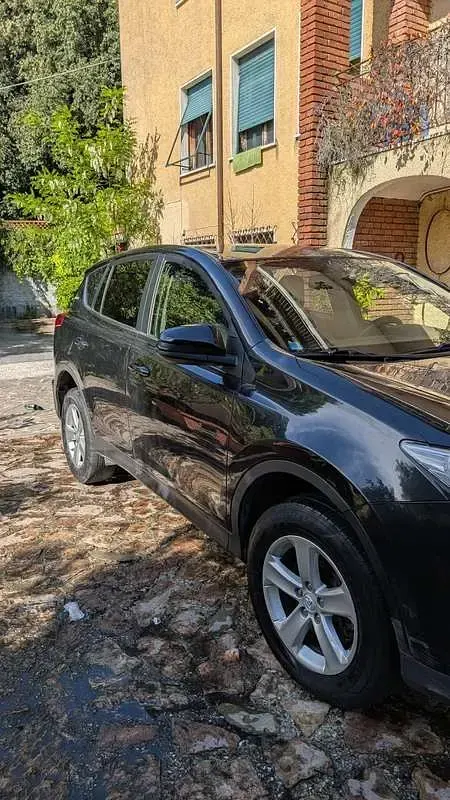 Second-hand Toyota RAV4 Active 124 CP (91 kW) 2014 SUV