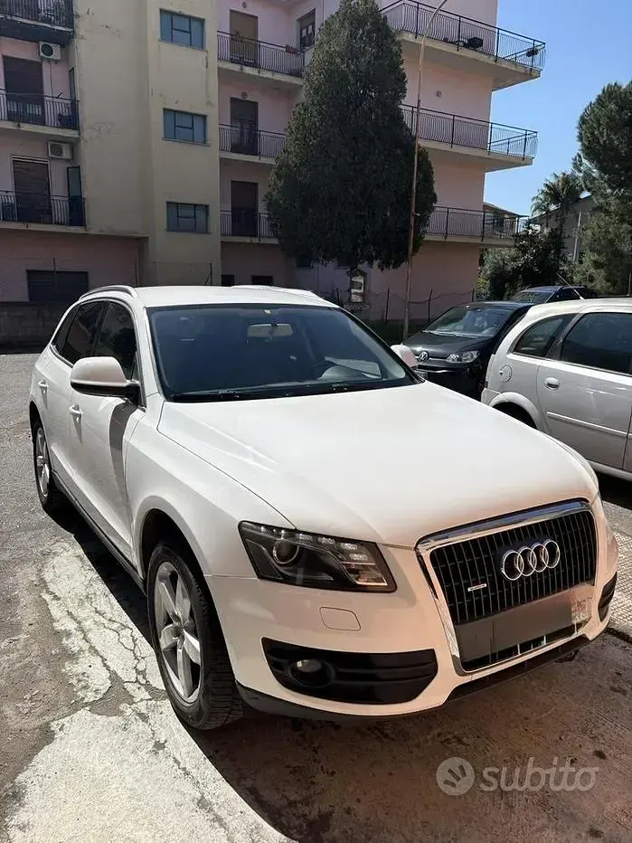 Usata Audi Q5 170 CV (125 kW) 2010 Bianco SUV