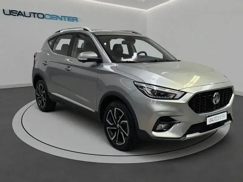 Usata MG ZS Comfort 106 CV (77 kW) 2024 Berlina