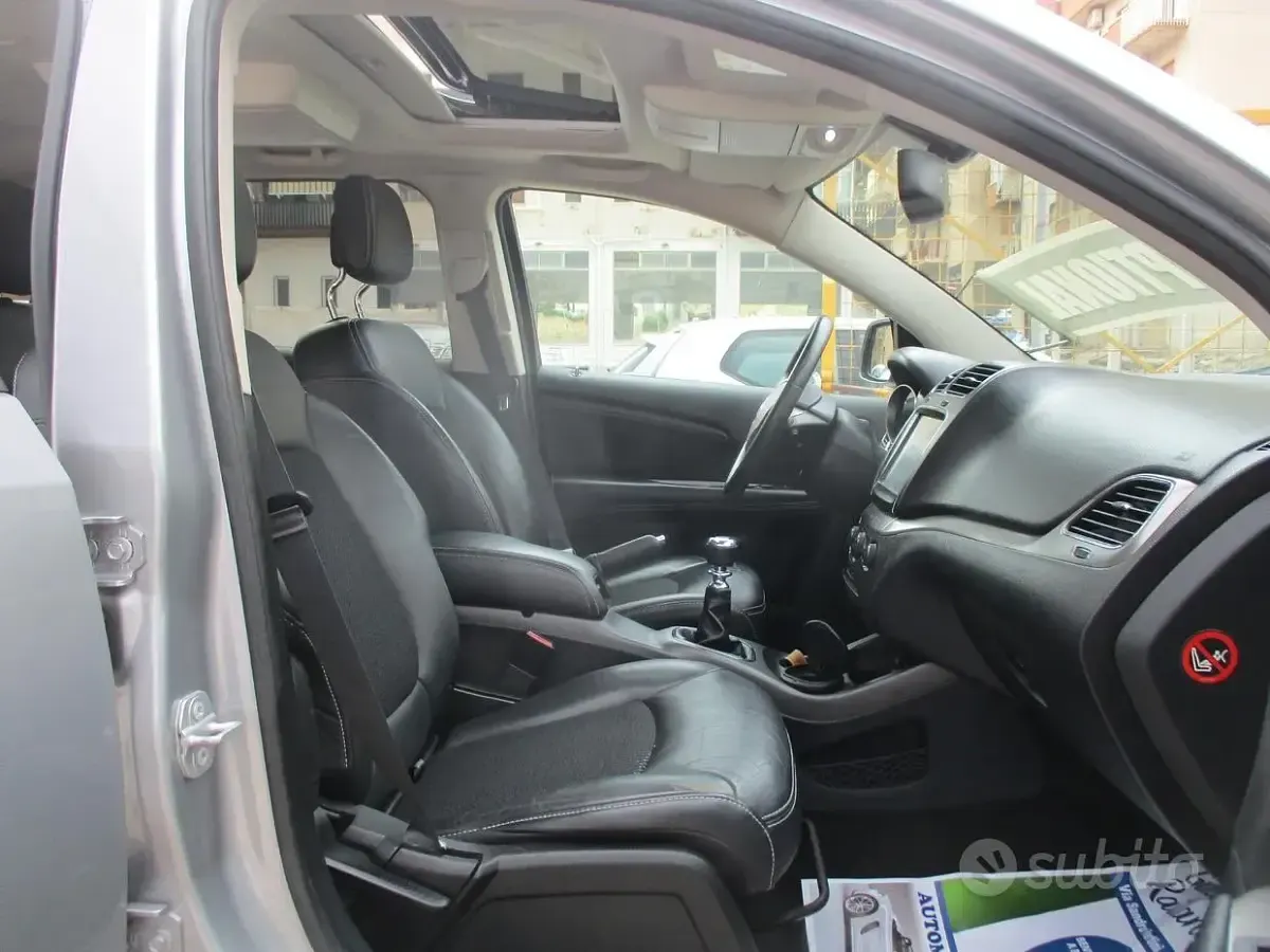 Usata Fiat Freemont 140 CV (102 kW) 2015 Grigio SUV