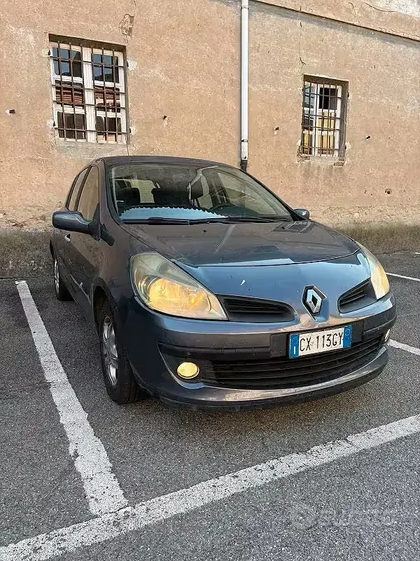 Usata Renault Clio 2005 Grigio Utilitaria