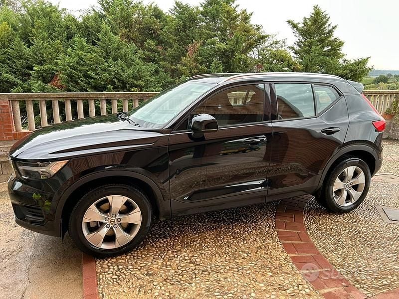Usata Volvo XC40 150 CV (110 kW) 2020 Nero SUV