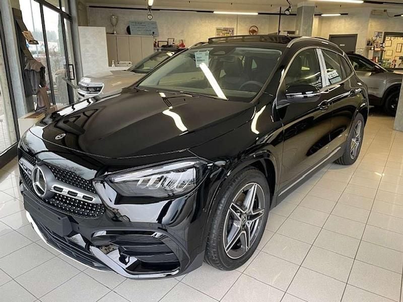 Nuova Mercedes GLA200 AMG line Plus 150 CV (110 kW) 2026 Nero SUV