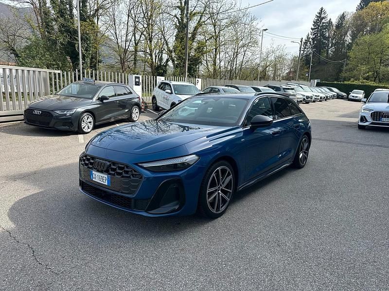 Usata Audi A5 S-Line 204 CV (150 kW) 2025 Blu Station wagon