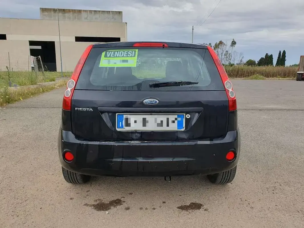 Usata Ford Fiesta 75 CV (55 kW) 2008 Nero Utilitaria