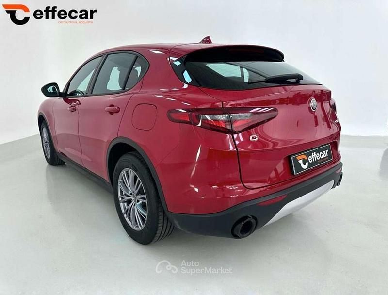 Usata Alfa Romeo Stelvio Business 190 CV (139 kW) 2022 Rosso SUV