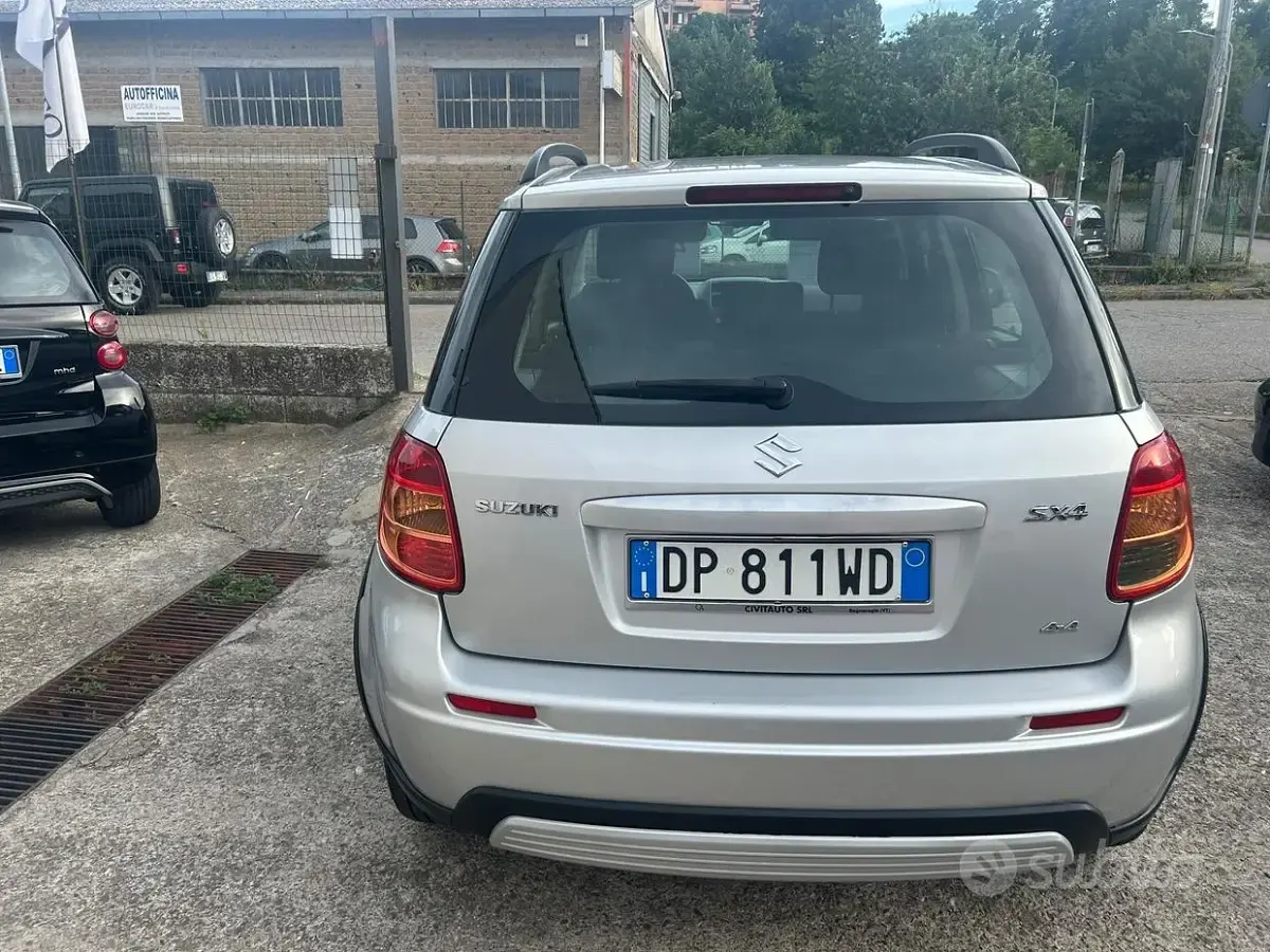 Usata Suzuki SX4 107 CV (78 kW) 2008 Grigio Station wagon