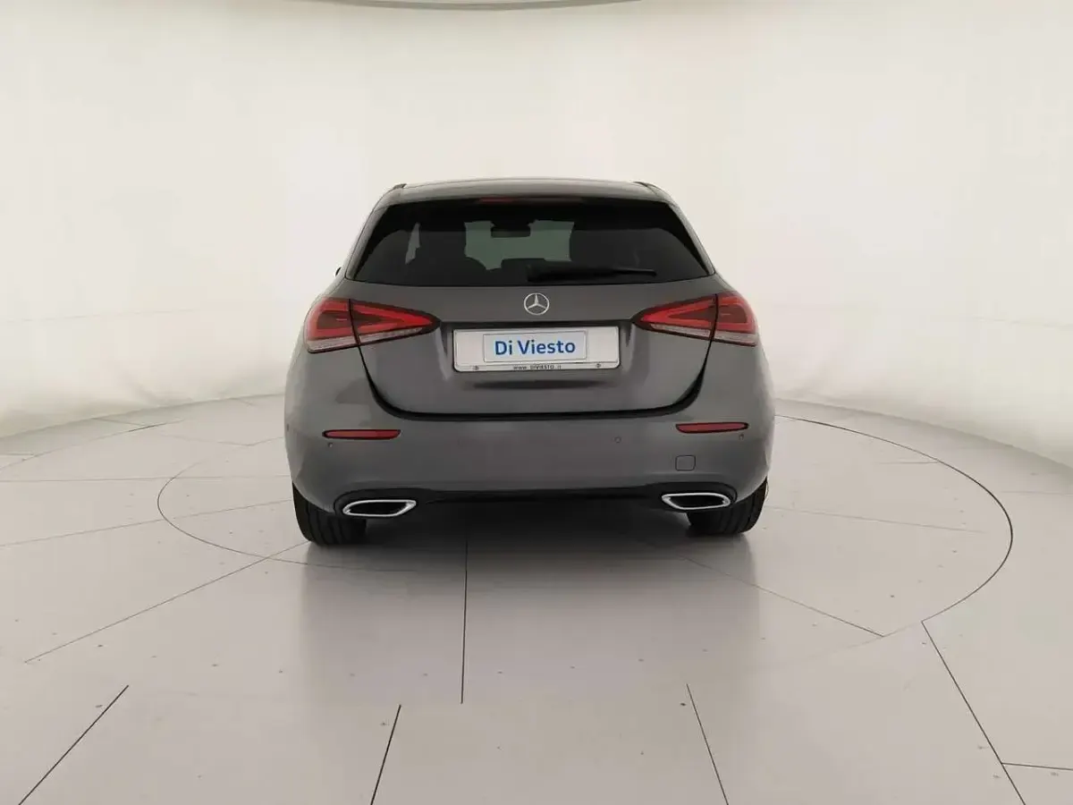 Usata Mercedes A180 136 CV (100 kW) 2019 Other Berlina