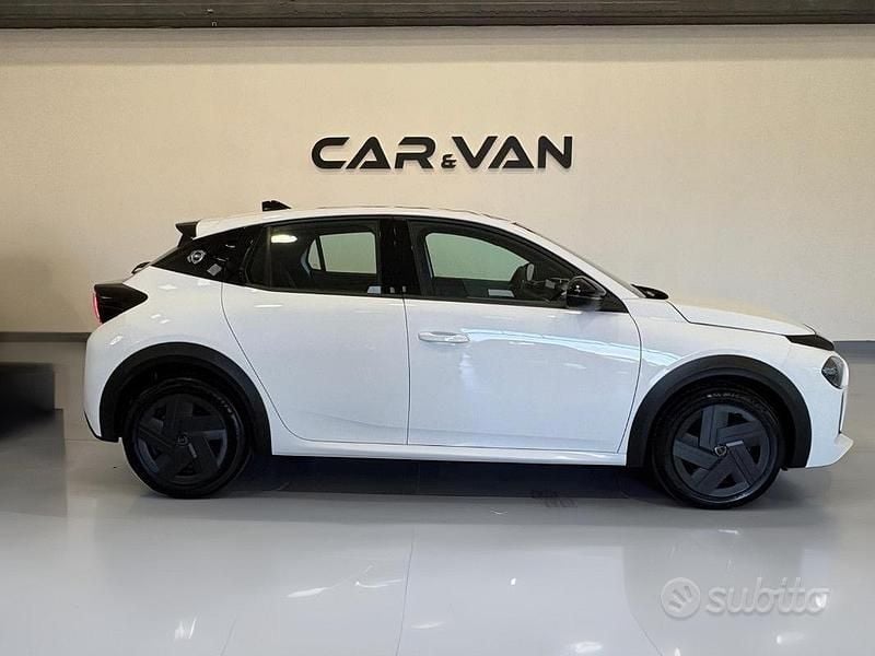 Usata Lancia Ypsilon 2025 Bianco Utilitaria