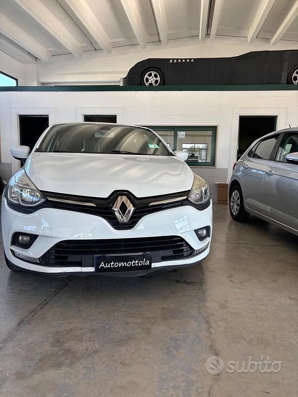 Usata Renault Clio IV Life 75 CV (55 kW) 2017 Bianco Berlina