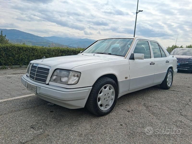 Usata Mercedes E250 113 CV (83 kW) 1993 Berlina