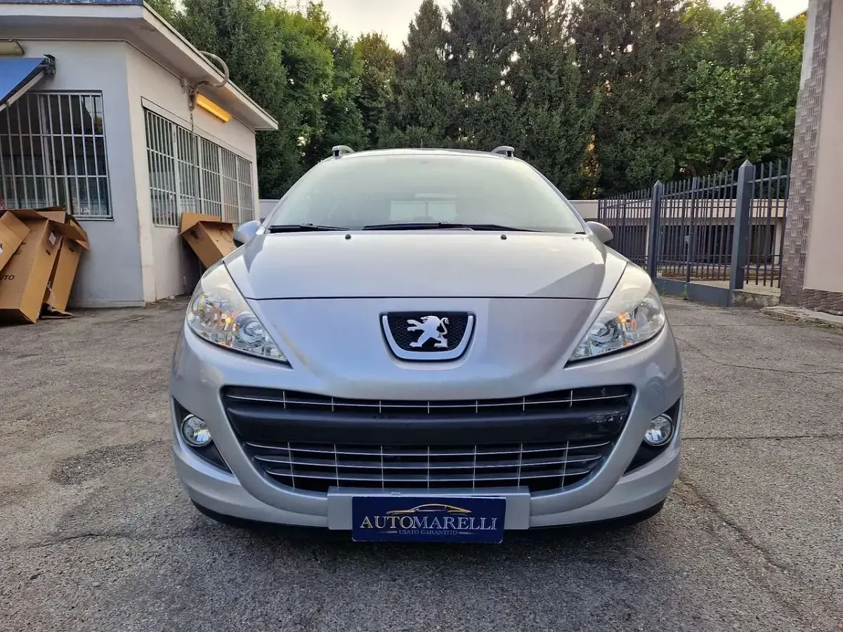 Usata Peugeot 207 Allure 95 CV (69 kW) 2011 Grigio Station wagon