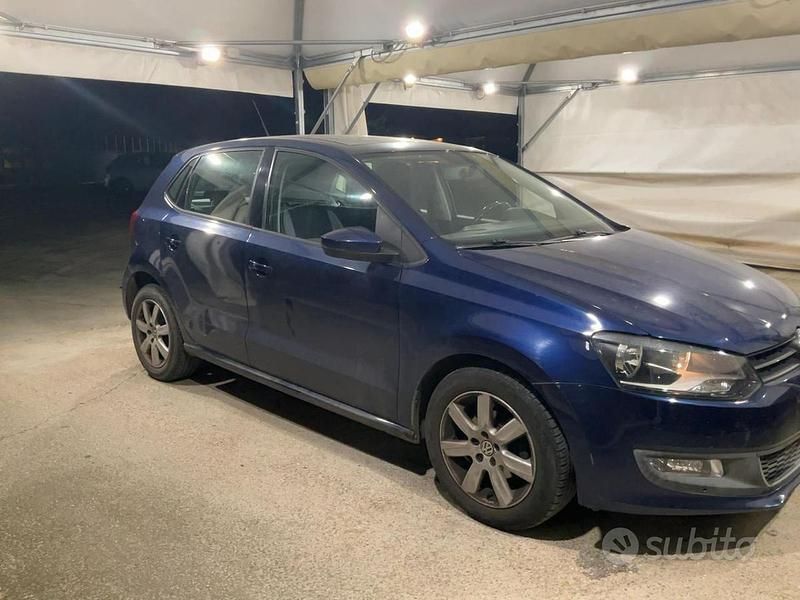 Usata VW Polo Highline 105 CV (77 kW) 2010 Blu Utilitaria