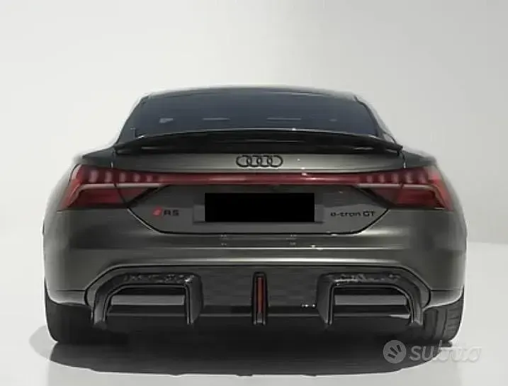 Usata Audi RS e-tron GT Performance 680 kW (925 CV) 2024 Grigio Berlina