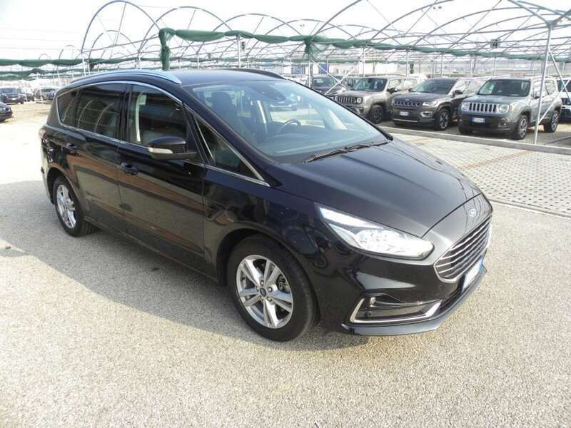 Usata Ford S-MAX S 150 CV (110 kW) 2020 Nero Monovolume