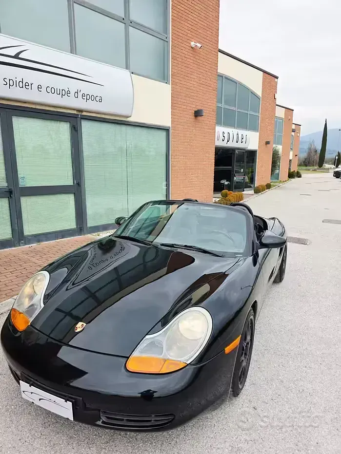 Usata Porsche Boxster 204 CV (150 kW) 1997 Nero Cabrio