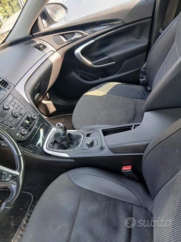 Usata Opel Insignia 2012 Nero Berlina