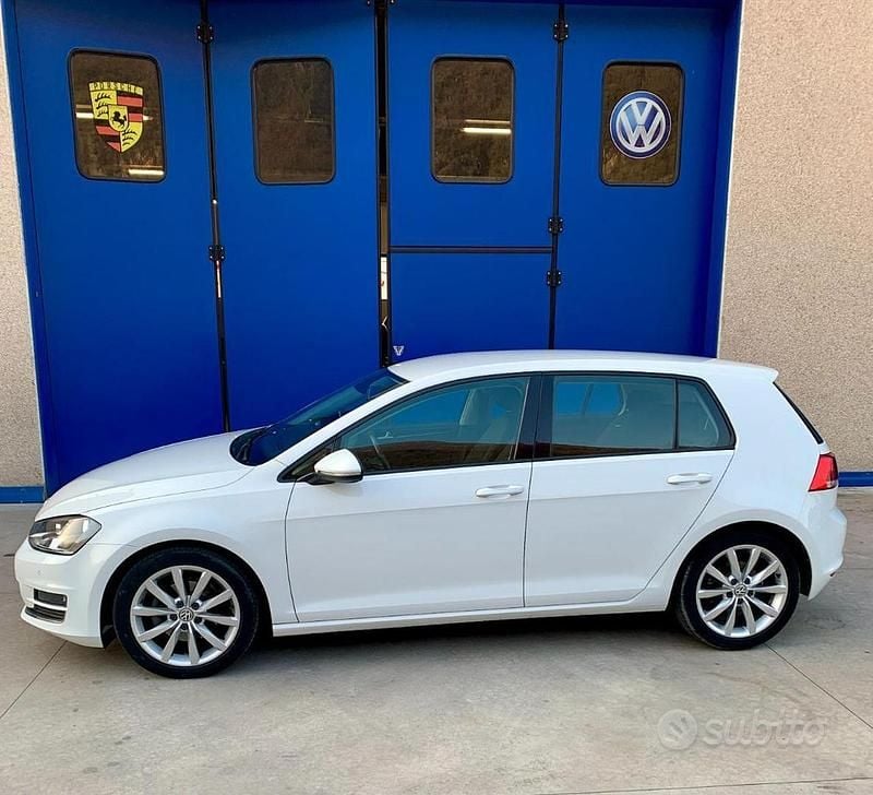 Usata VW Golf VII Highline 150 CV (110 kW) 2013 Bianco pastello Berlina
