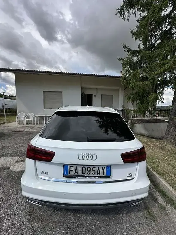 Usata Audi A6 150 CV (110 kW) 2015 Station wagon