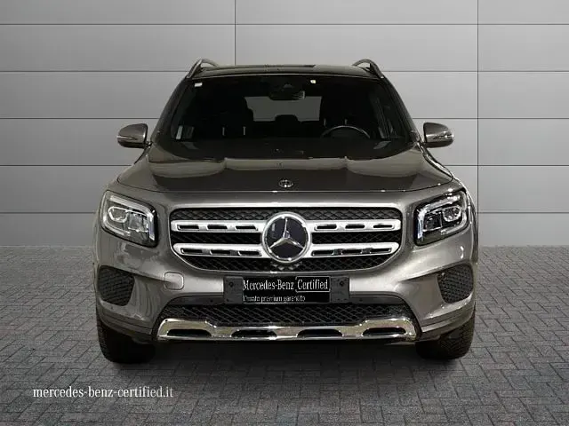 Usata Mercedes GLB200 150 CV (110 kW) 2021 Grigio scuro SUV