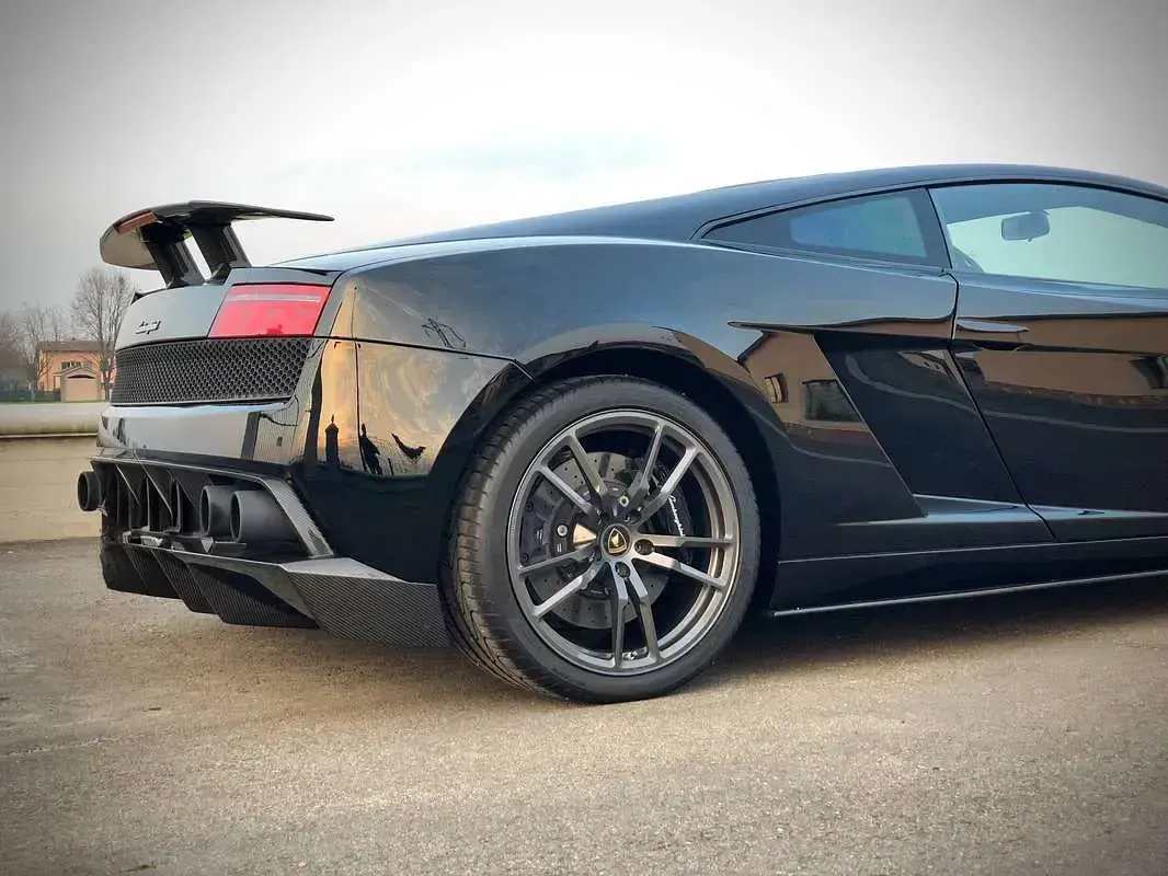 Usata Lamborghini Gallardo 570 CV (419 kW) 2010 Nero Coupé