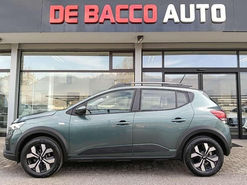 Usata Dacia Sandero Expression 91 CV (66 kW) 2025 Grigio Berlina