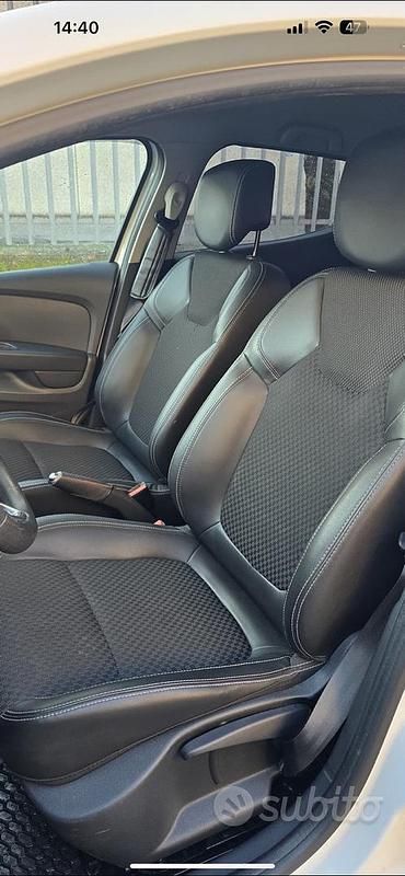 Usata Renault Clio IV 90 CV (66 kW) 2018 Bianco Utilitaria