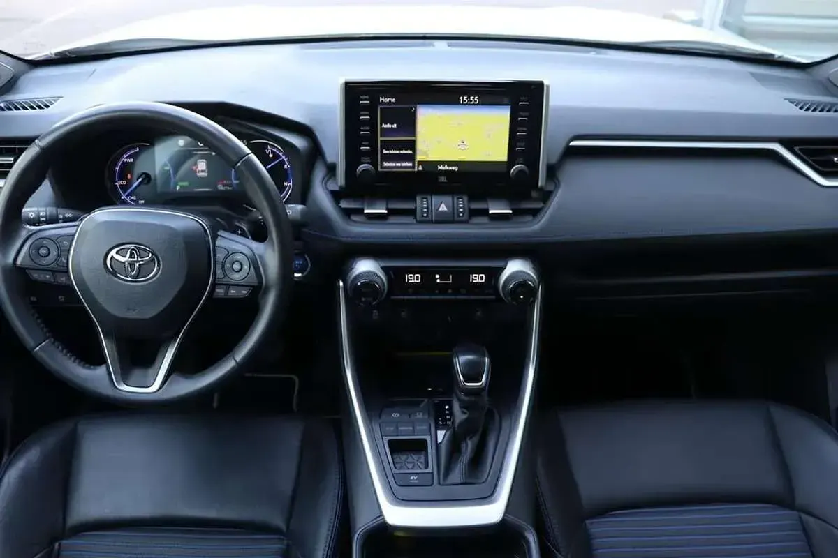 Usata Toyota RAV4 Hybrid 178 CV (130 kW) 2020 Bianco SUV